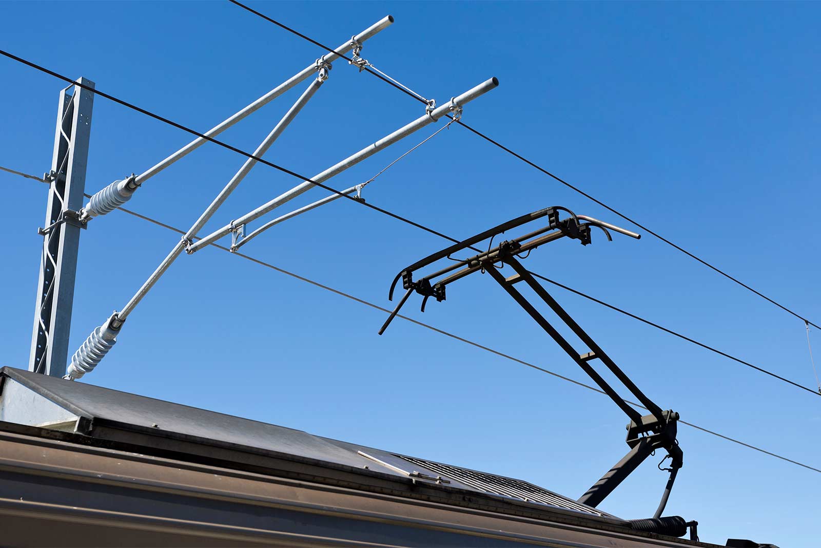 Pantograph/catenary systemblocks